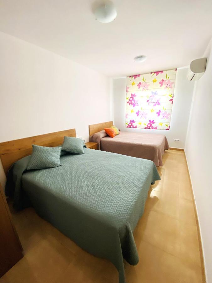 Villa Sant Rafel กัมบริลส์ ภายนอก รูปภาพ
